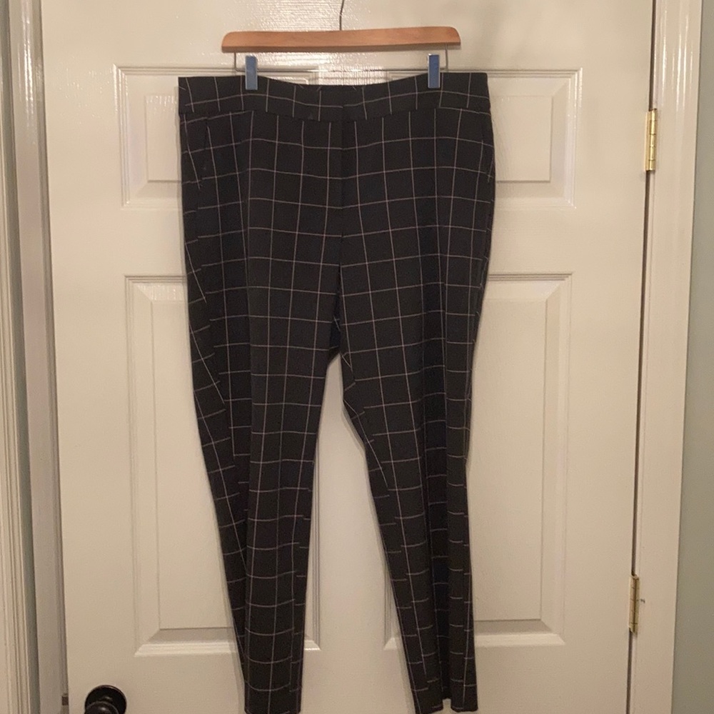 Loft capris
